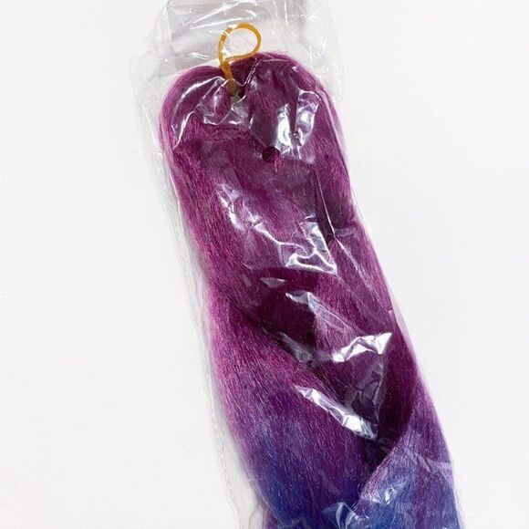 24 Inch Single Ombre Color Glowing Twist Jumbo Braiding Synthetic Hair Extension - Picture 3 of 4